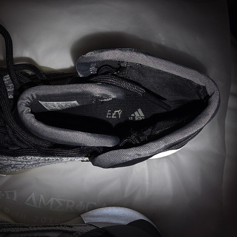 Adidas Black and Gray Yeezy QNTM Sneakers - Picture 7 of 8